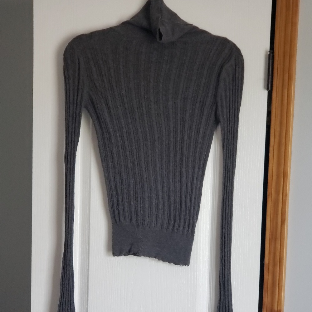 💋Ribbed turtleneck- SOLD - Picture 4 of 8